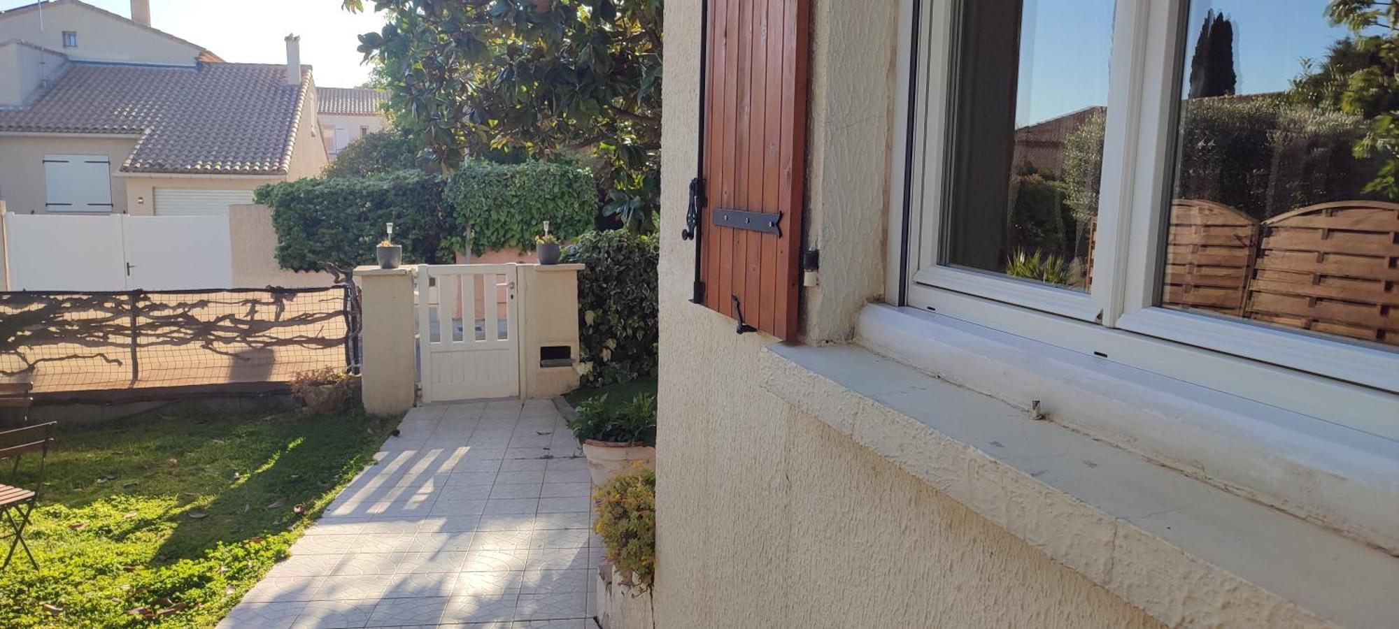 Maison T2 Avec Petit Jardin Dans Impasse Calme บายยาร์ก ภายนอก รูปภาพ