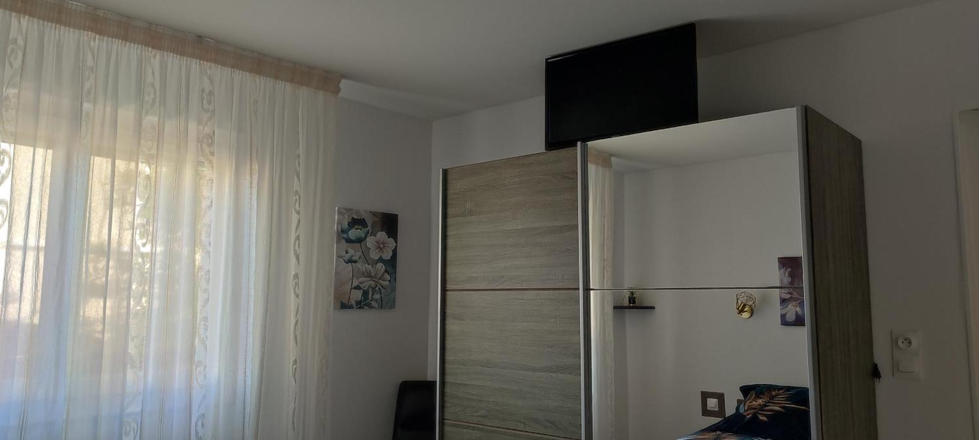 Maison T2 Avec Petit Jardin Dans Impasse Calme บายยาร์ก ภายนอก รูปภาพ