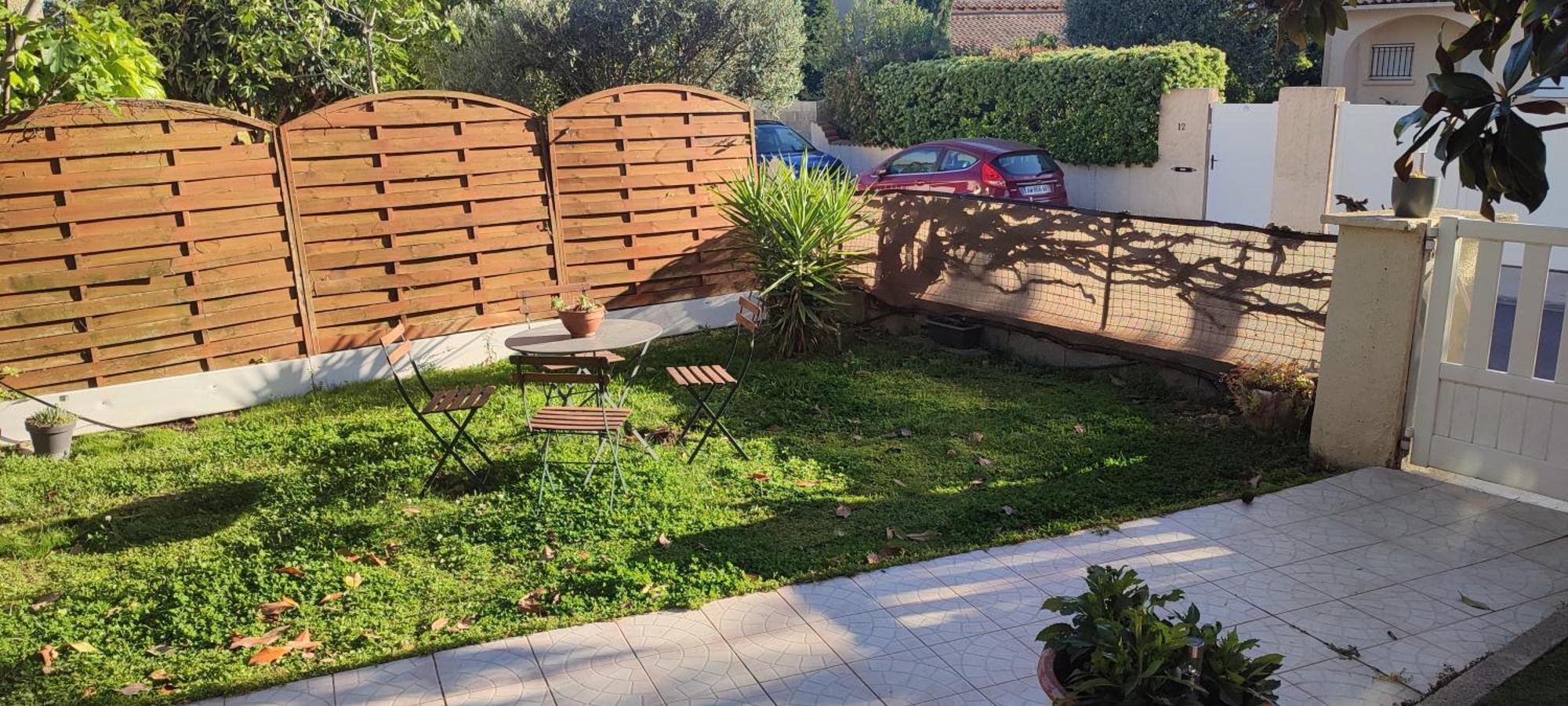 Maison T2 Avec Petit Jardin Dans Impasse Calme บายยาร์ก ภายนอก รูปภาพ