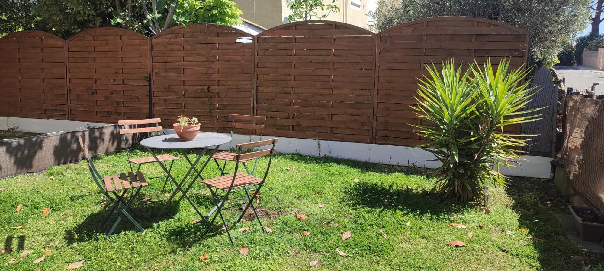 Maison T2 Avec Petit Jardin Dans Impasse Calme บายยาร์ก ภายนอก รูปภาพ